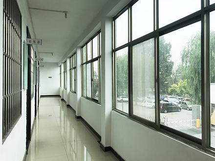 環(huán)球丁基內(nèi)胎辦公室